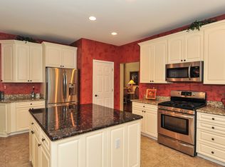 28 Cedarview Ave, Jackson, NJ 08527