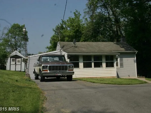 435 Antietam Dr, Hagerstown, MD 21742