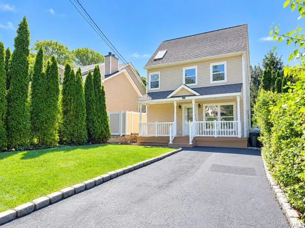 98 Magnolia Drive, Rocky Point, NY 11778