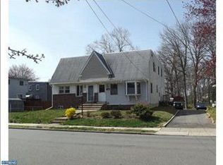 611 Swarthmore Ave, Folsom, PA 19033