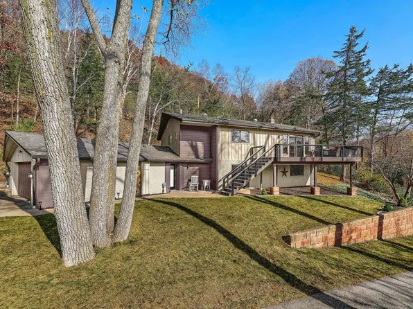 W5220 Birchwood LANE, La Crosse, WI 54601