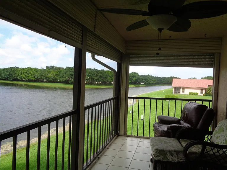 7657 Lexington Club Blvd #D — Photo 12