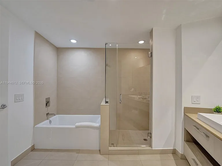 4111 S Ocean Dr #1201 — Photo 50