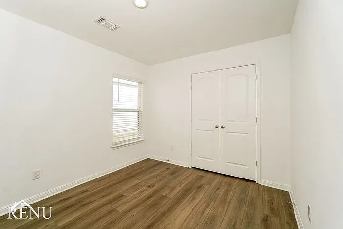 129 Scarborough Bnd — Photo 14