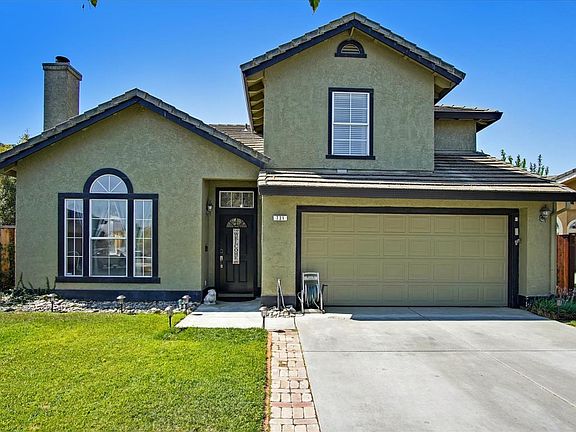 3rd image of 731 Alissa Ct