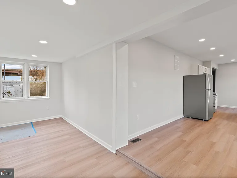 730 New Pittsburg Ave #2 — Photo 9