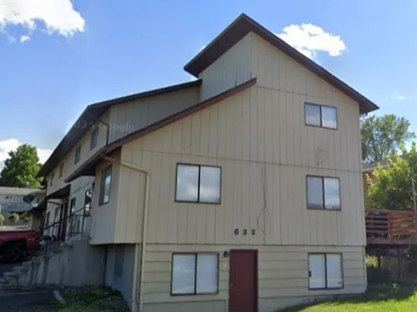 Red Door, 632 17th Ave #7, Lewiston, ID 83501
