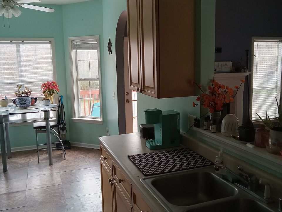 2nd image of 417 Bentmoor Way