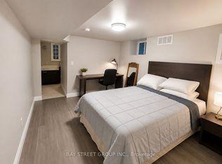 33 Dalton Rd, Toronto, ON M5R2Y8