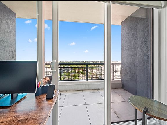 3rd image of 60 SW 13th St APT 2403