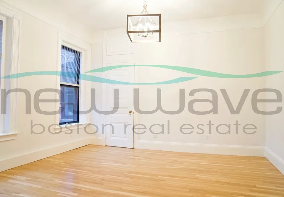 290 Commonwealth Ave #17