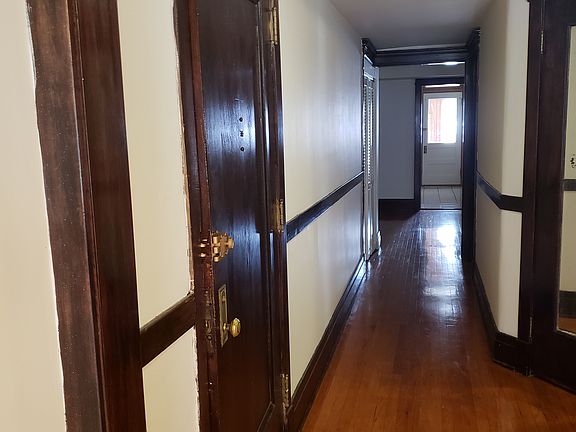4th image of 5836 N Glenwood Ave #1N