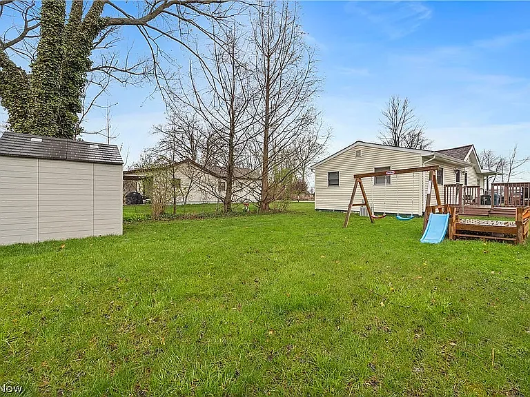 4556 Hawthorne Ave — Photo 26