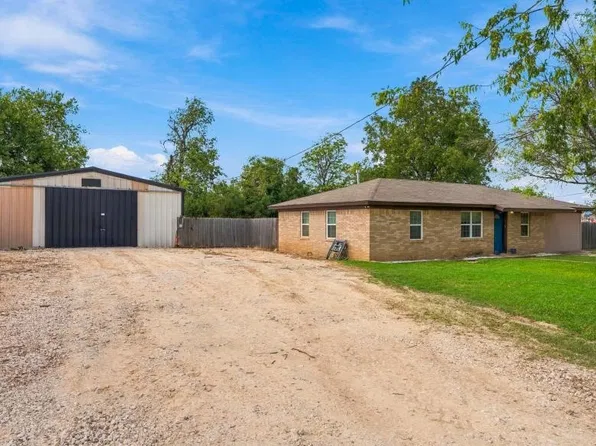 114 Fm 1996, Oglesby, TX 76561