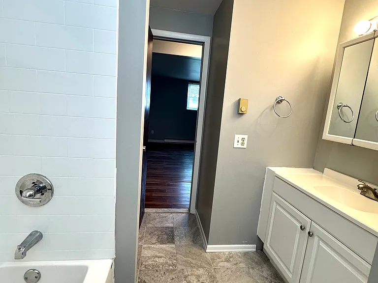 The Providence Apartments — Photo 33