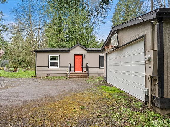 3rd image of 5500 NE Haig Place