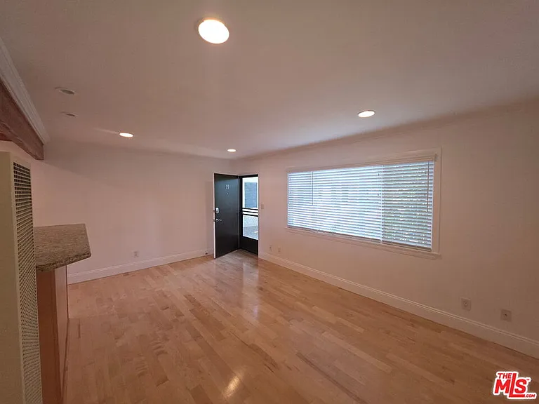 309 Broadway St #19 — Photo 13