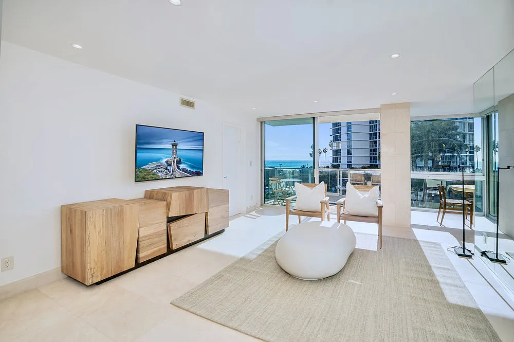 2 bed, 1215 sqft, $8,000 — Photo 1