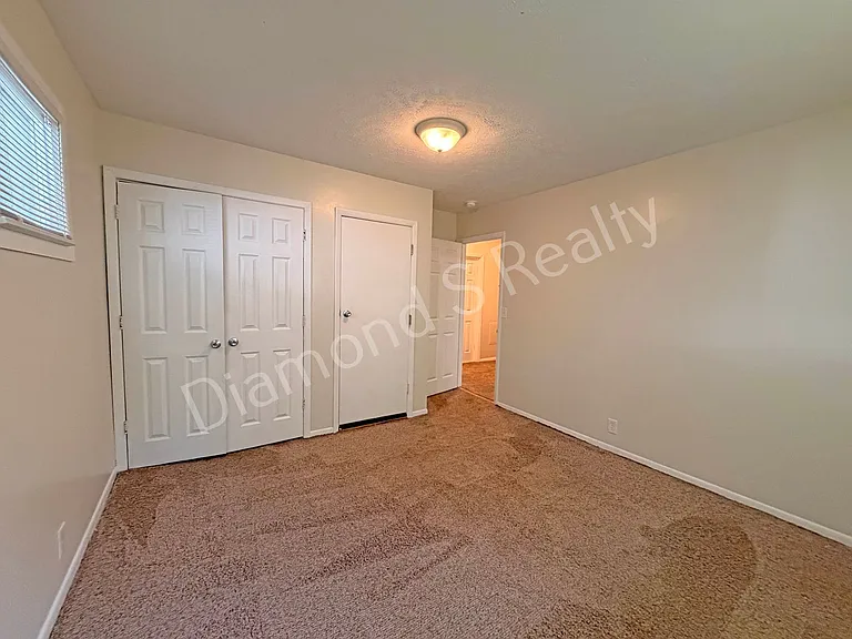 2930 E Lolo Trl — Photo 9