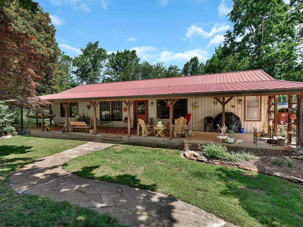 197 Jubie Ln, Seneca, SC 29672