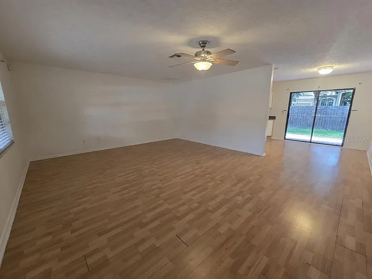 202 Jacob Ryan Ct — Photo 2