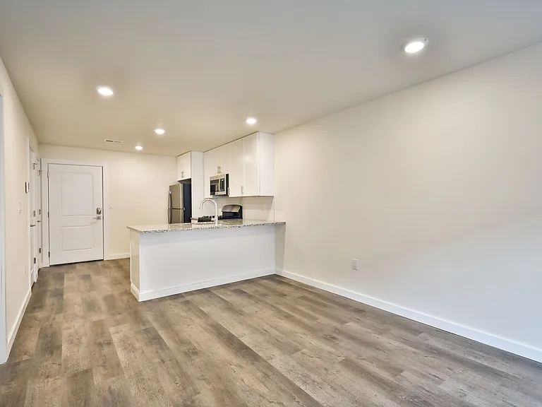 1502 N Randolph St #11C — Photo 11