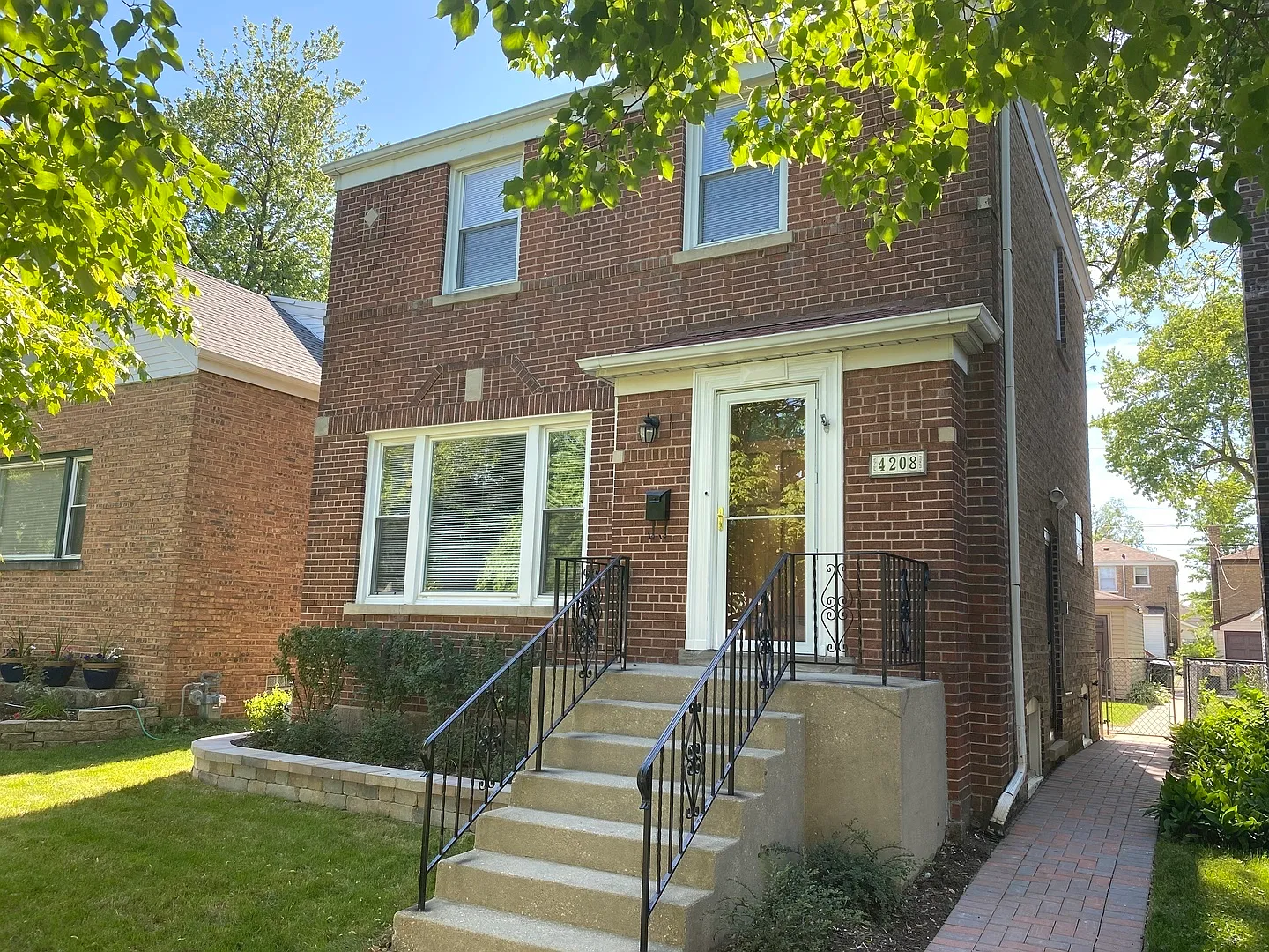 4208 Park Ave photo 1