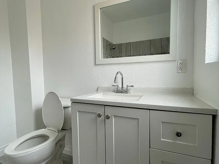 3711 Pueblo Ave #3 — Photo 32