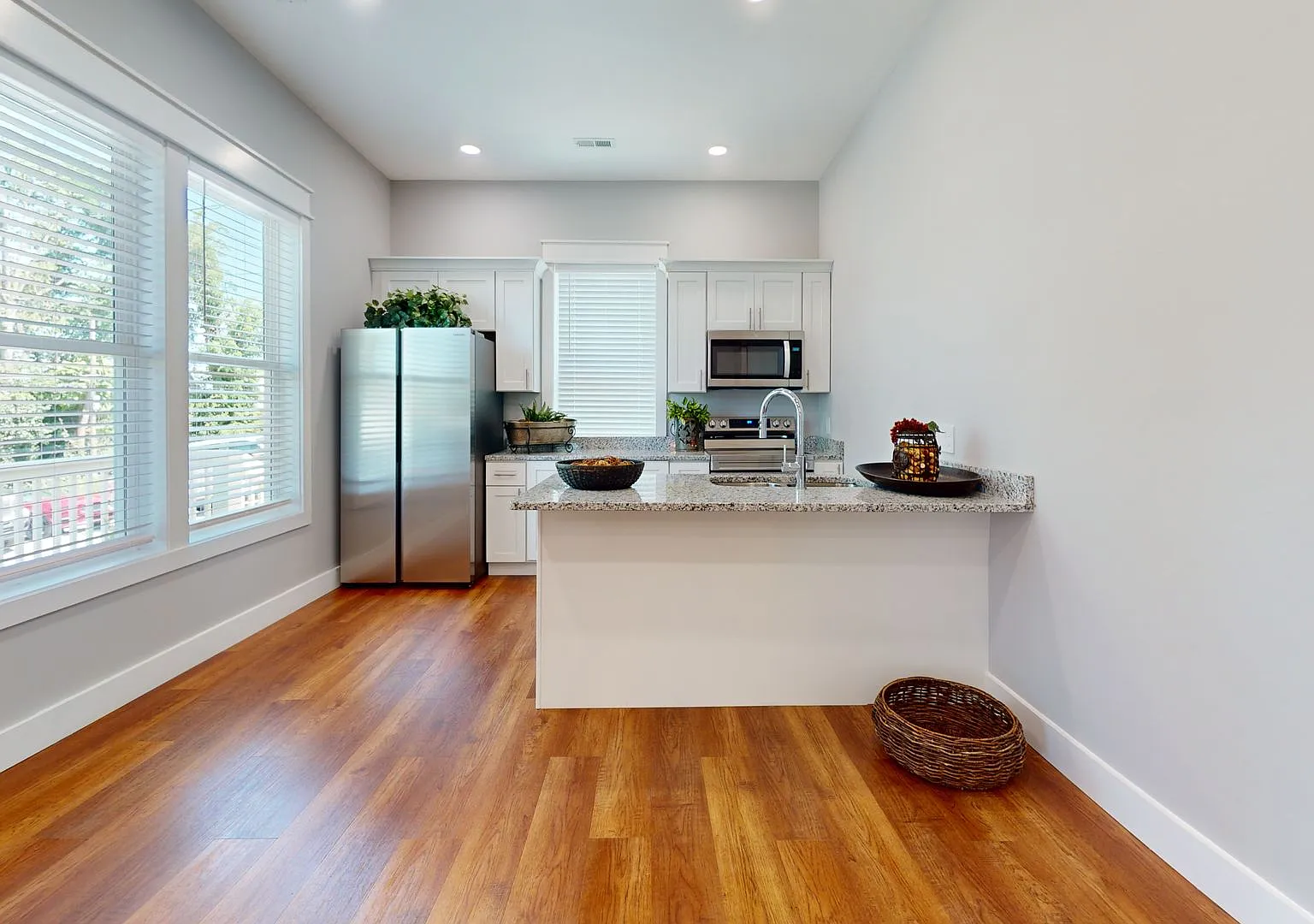 1401 Forest Ave, Knoxville TN — Photo 4