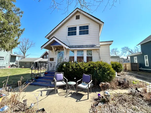 209 N 4th St, Marshalltown, IA 50158