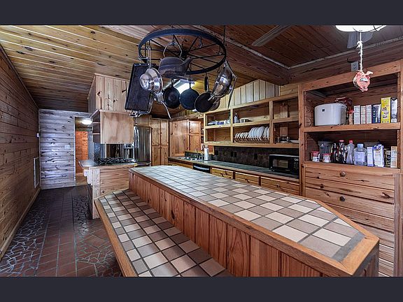 Kitchen Island