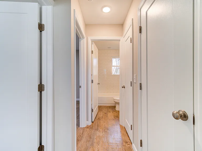 4 Springwood Cir #4C — Photo 9