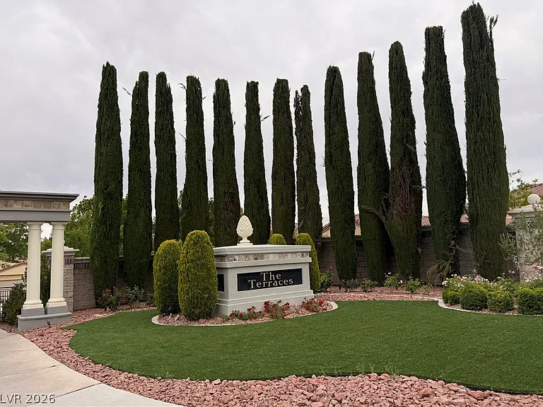 3141 Diamond Crest Ln — Photo 2