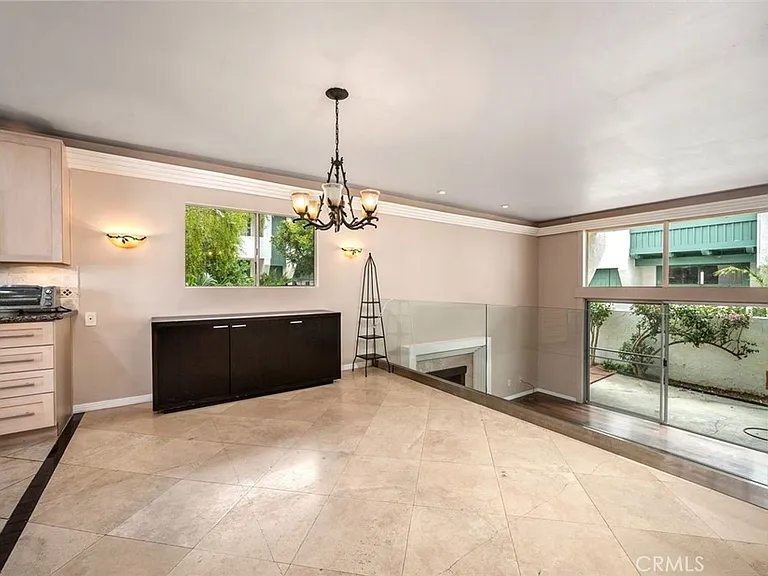 4930 McConnell Ave — Photo 3