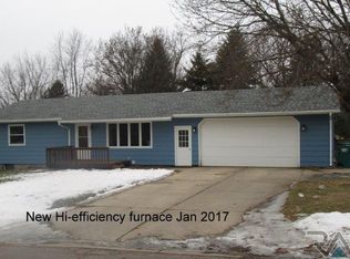 117 S 5th Ave, Brandon, SD 57005