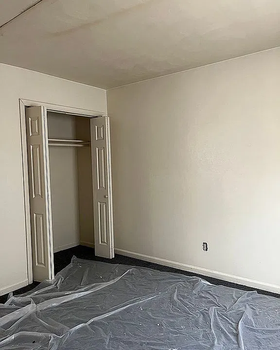 Bedroom (MA)