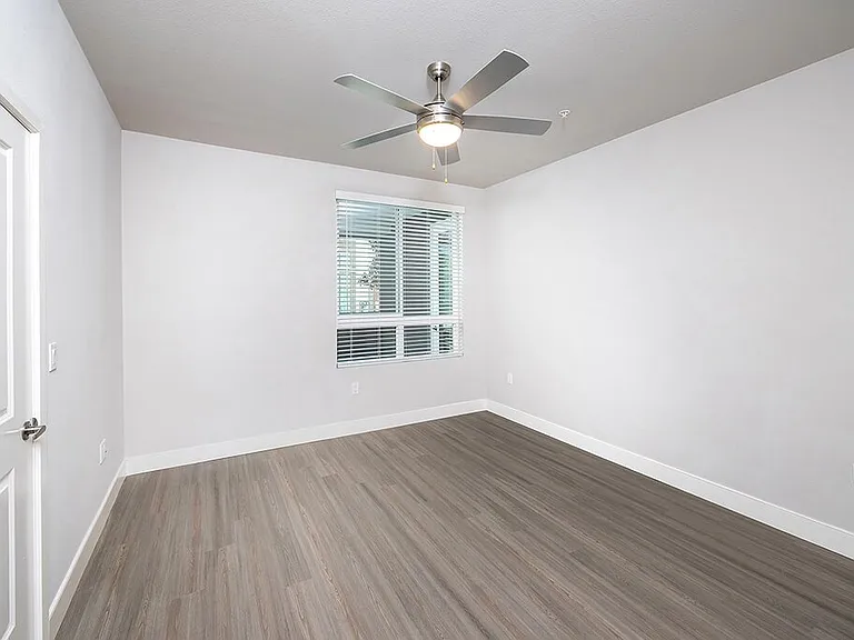 The Wylden Apartments — Photo 10