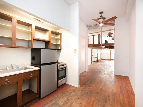 23 Waverly Place image 1 of 11