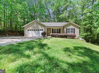 107 Trisha Ln, Grantville, GA 30220