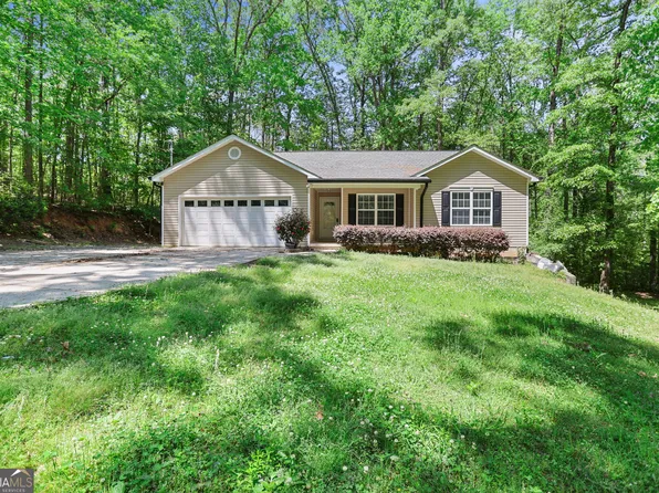 107 Trisha Ln, Grantville, GA 30220