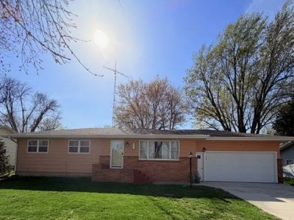 511 Jackson St, Lake View, IA 51450