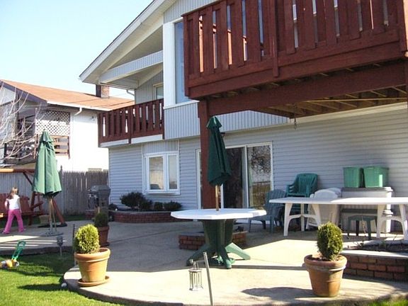 2nd image of 453 Lido Blvd