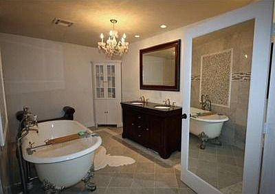 3rd image of 26010 Morton Ave