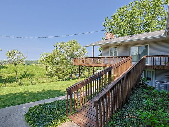 4th image of 10334 Woeste Rd