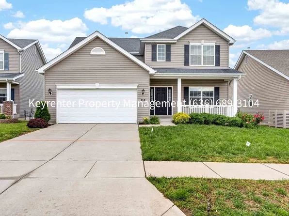 229 Charlestowne Place Dr, Saint Charles, MO 63301