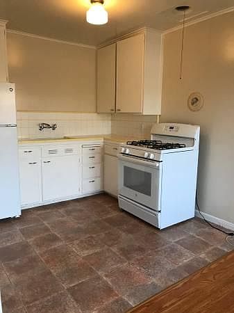 2nd image of 501 N El Camino Real APT 5