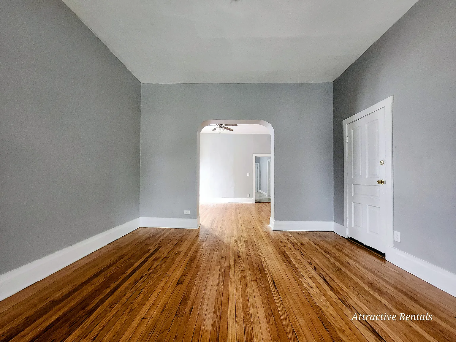 3 bed, 1100 sqft, $1,550 — Photo 4