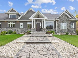 5343 Sundust Ct, De Pere, WI 54115