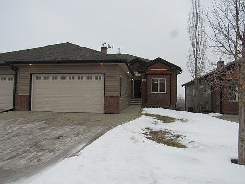 2nd image of 26 Oakcrest Ter