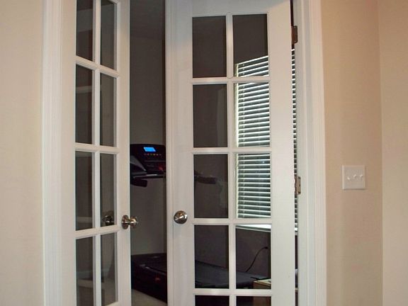 3rd image of 6060 White Oak Way
